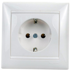 Розетка 2К+3 Legrand Valena 16A 250V с/з белая 774423
