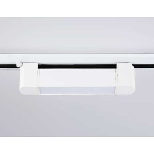 Трековый однофазный светильник Ambrella Light Track system GL6724